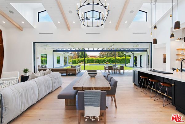 Dining room, Interior, Kitchen, Living room, Pendant Lights, Recessed Lighting, Wooden Beams, Wood Texture Flooring