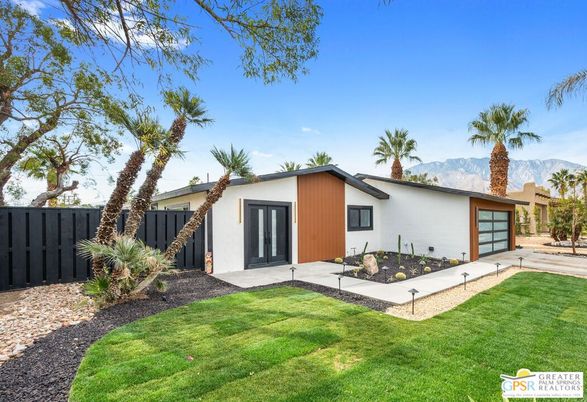 Backyard, Detached Garage, Exterior