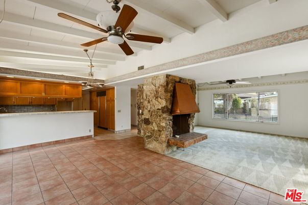 Empty room, Fireplace, Interior, Kitchen