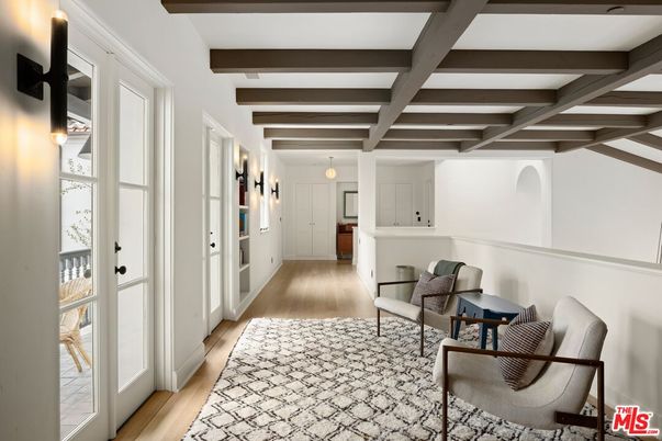 Interior, Pendant Lights, Wooden Beams, Wood Texture Flooring