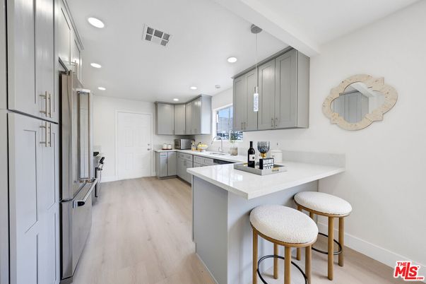 Interior, Kitchen, Pendant Lights, Recessed Lighting, Wood Texture Flooring