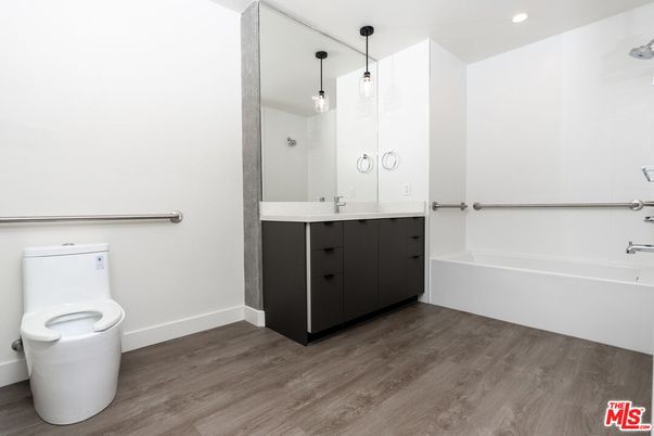 Bathroom, Interior, Pendant Lights, Recessed Lighting, Wood Texture Flooring