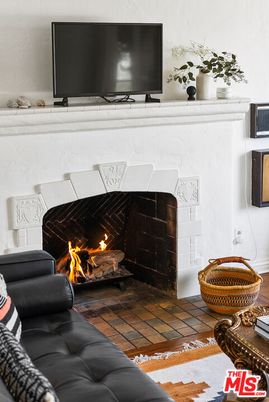 Fireplace, Interior, Living room