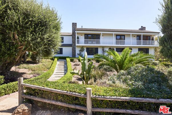 Backyard, Exterior, Facade, Georgian