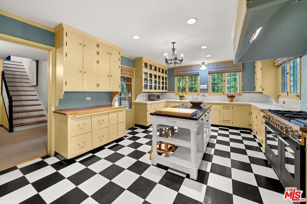 Chandelier, Interior, Kitchen, Recessed Lighting