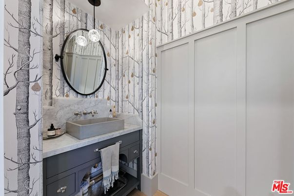 Bathroom, Interior, Pendant Lights