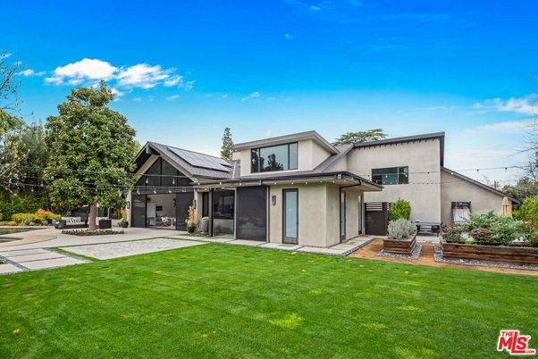 Backyard, Exterior, Solar Panels