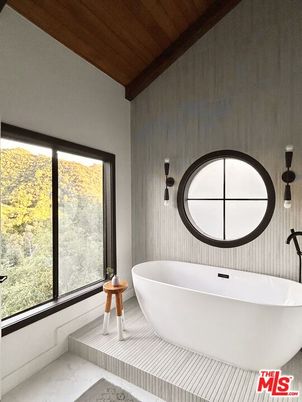 Bathroom, Free Standing Baths, Interior, Marble, Wooden Beams, Wooden Ceilings