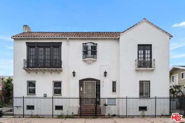 Exterior, Facade, Spanish Mediterranean