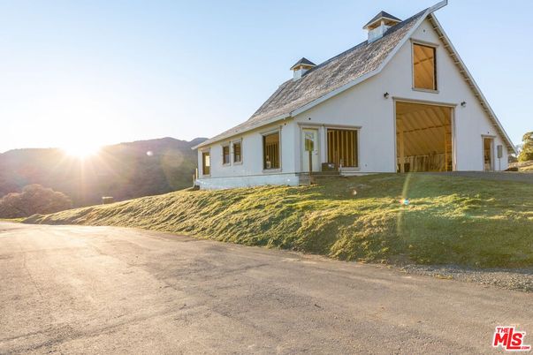 Attached, Backyard, Exterior, Facade, Farmhouse