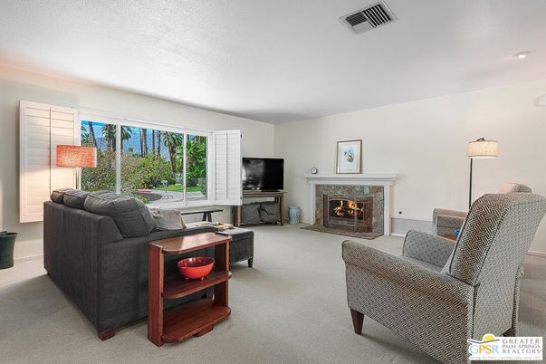 Fireplace, Interior, Living room, Recessed Lighting