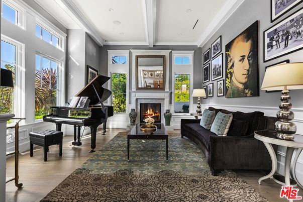 Fireplace, Interior, Living room, Piano, Recessed Lighting, Wood Texture Flooring