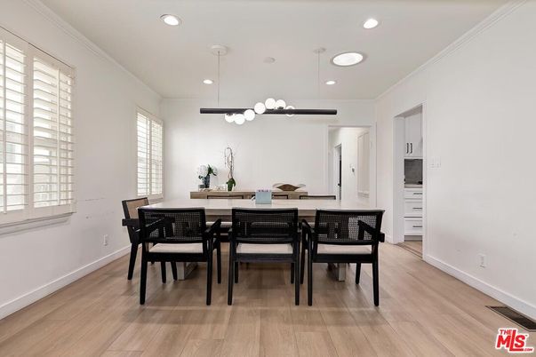 Dining room, Interior, Pendant Lights, Recessed Lighting, Wood Texture Flooring