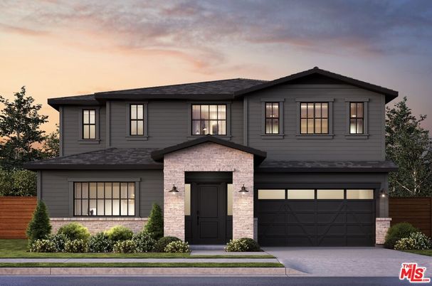 Attached, Exterior, Facade, Modern