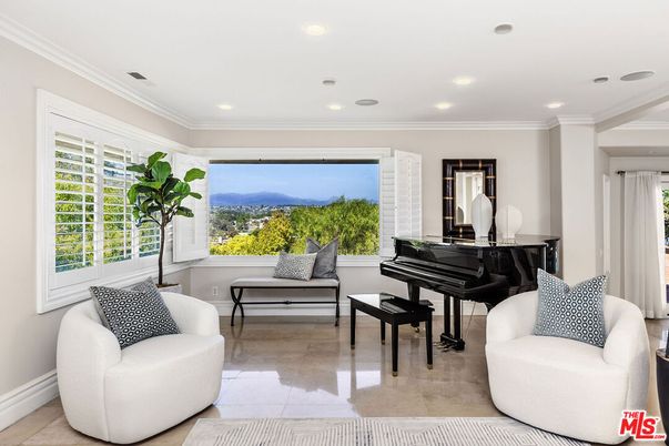 Interior, Living room, Piano, Recessed Lighting