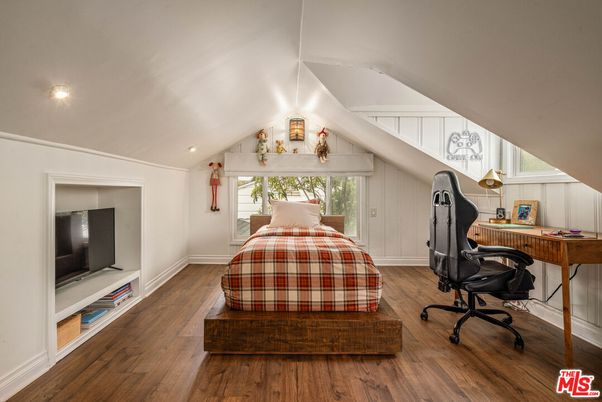 Bedroom, Home Office, Interior, Wood Texture Flooring