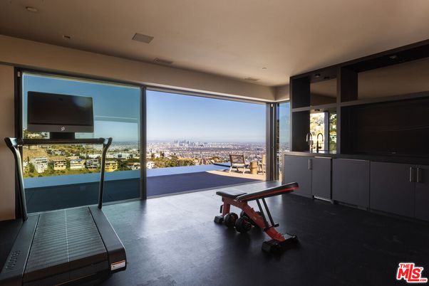 Fitness Equipment, Interior, Recessed Lighting