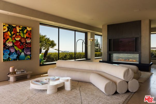 Fireplace, Interior, Living room, Recessed Lighting