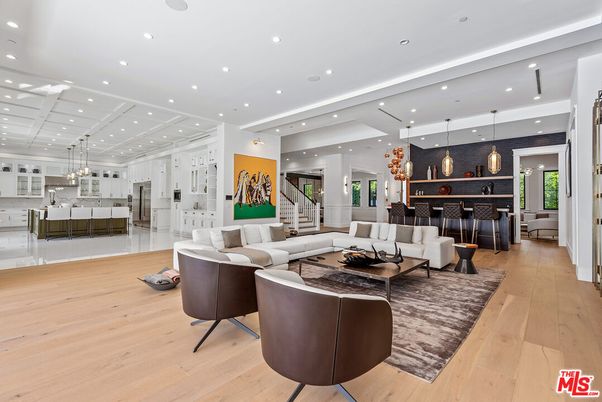 Dining room, Interior, Kitchen, Living room, Pendant Lights, Recessed Lighting, Stainless Steel Appliances, Wood Texture Flooring