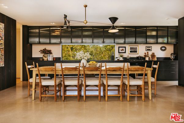 Dining room, Interior, Pendant Lights, Recessed Lighting