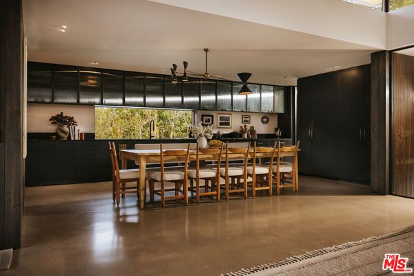 Dining room, Interior, Pendant Lights, Recessed Lighting