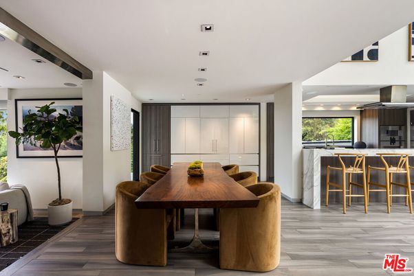 Dining room, Interior, Kitchen, Recessed Lighting, Wood Texture Flooring