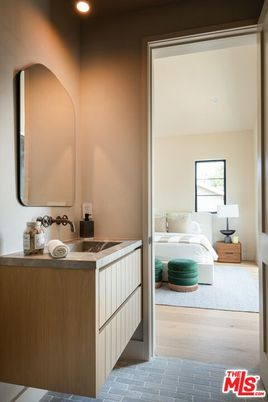 Bathroom, Bedroom, Interior, Recessed Lighting, Wood Texture Flooring