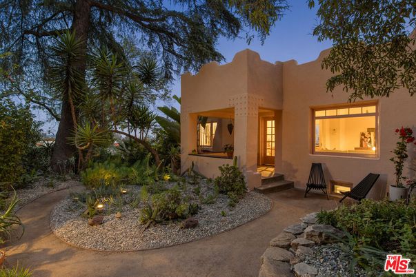 Backyard, Exterior, Facade, Spanish Mediterranean
