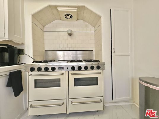 Interior, Kitchen, Marble, Stainless Steel Appliances