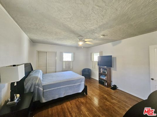 Bedroom, Fireplace, Interior, Wood Texture Flooring