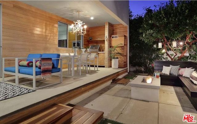 Chandelier, Exterior, Wooden Walls