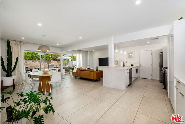 Dining room, Interior, Kitchen, Living room, Pendant Lights, Recessed Lighting