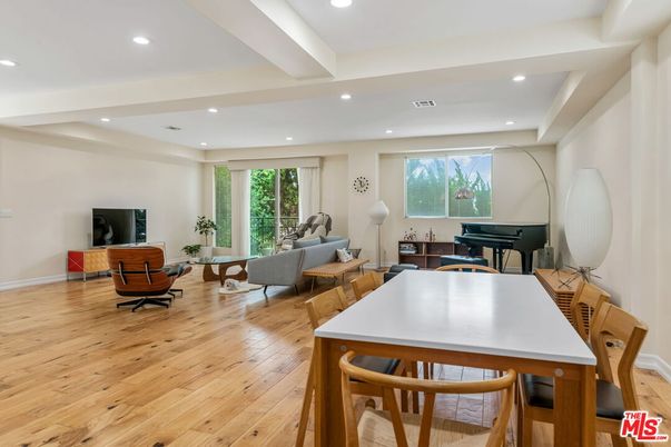Dining room, Interior, Living room, Piano, Recessed Lighting, Wood Texture Flooring