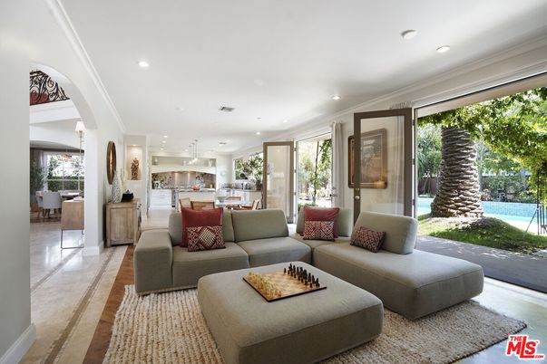 Dining room, Interior, Kitchen, Living room, Pendant Lights, Recessed Lighting
