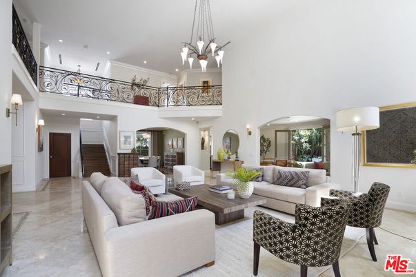 Chandelier, Interior, Living room, Pendant Lights, Recessed Lighting
