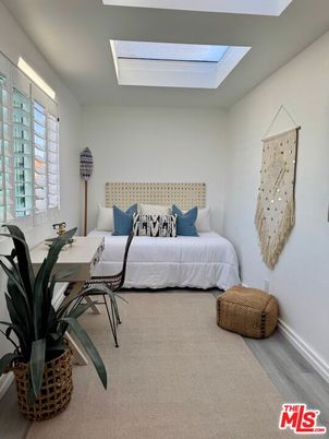 Bedroom, Home Office, Interior, Wood Texture Flooring