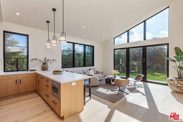 Interior, Kitchen, Living room, Pendant Lights, Recessed Lighting, Wood Texture Flooring