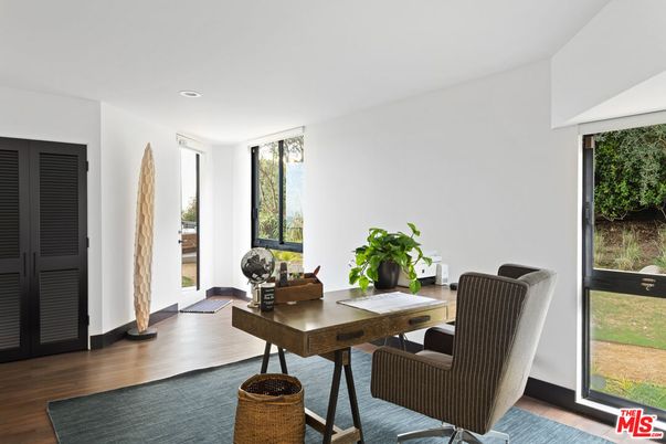 Home Office, Interior, Recessed Lighting, Wood Texture Flooring