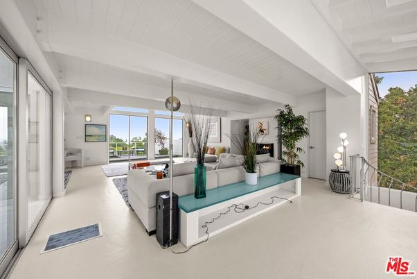 Fireplace, Interior, Living room, Pendant Lights