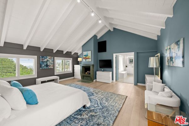 Bedroom, Fireplace, Interior, Wood Texture Flooring