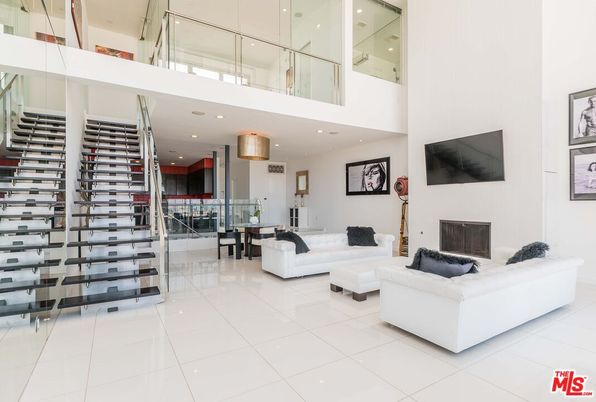 Fireplace, Interior, Living room, Recessed Lighting