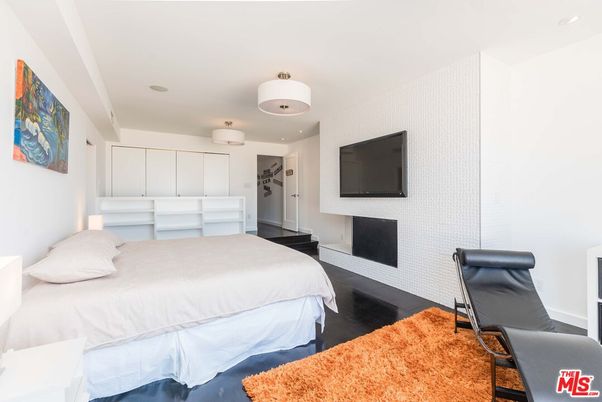 Bedroom, Fireplace, Interior, Recessed Lighting, Wood Texture Flooring