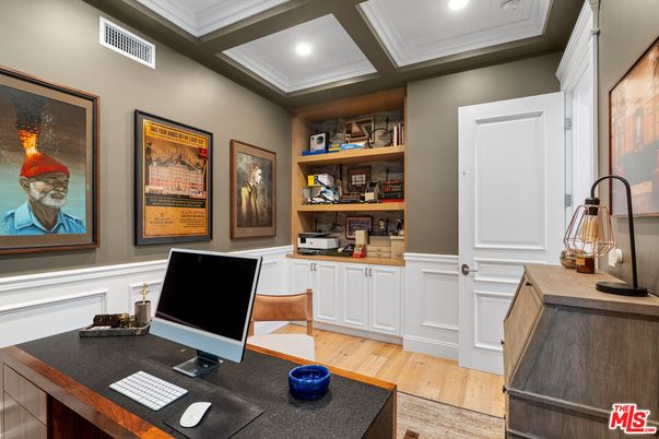 Home Office, Interior, Recessed Lighting, Wood Texture Flooring