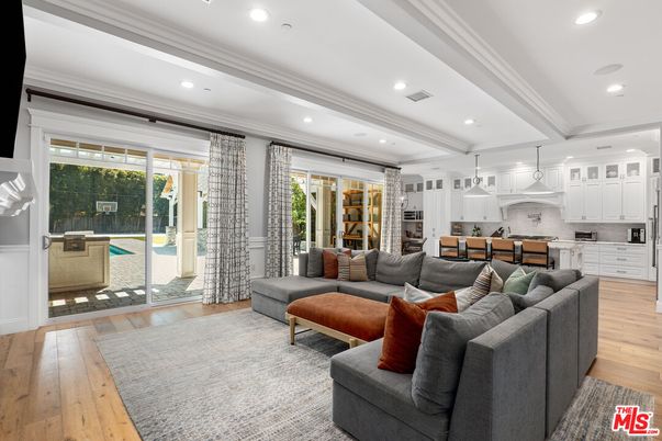 Interior, Kitchen, Living room, Pendant Lights, Recessed Lighting, Wood Texture Flooring