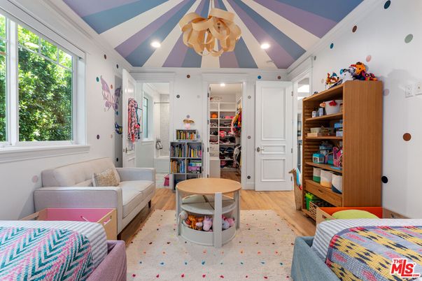 Interior, Recessed Lighting, Walk-in Closets, Wood Texture Flooring