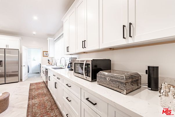Interior, Kitchen, Marble, Recessed Lighting, Stainless Steel Appliances