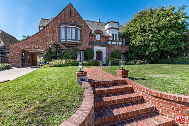 Backyard, Exterior, Facade, Brick Facade, Tudor Revival