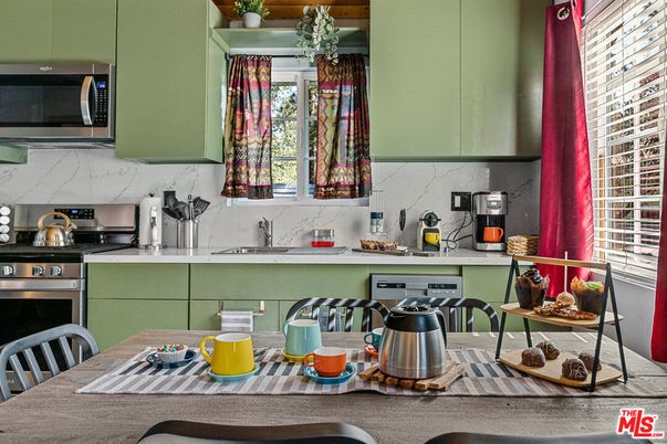 Interior, Kitchen, Stainless Steel Appliances