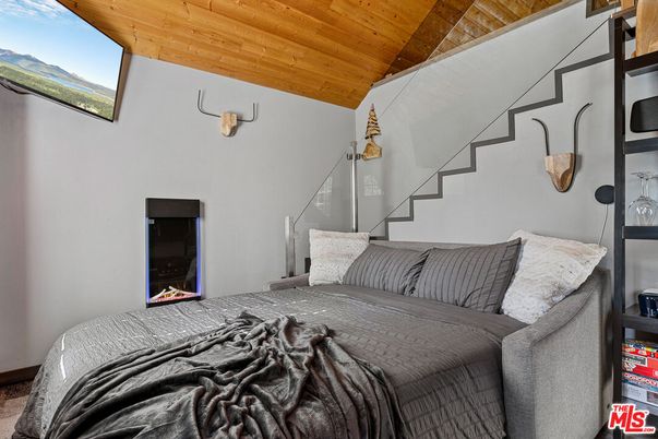 Bedroom, Interior, Wooden Ceilings