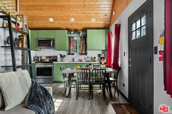 Dining room, Interior, Kitchen, Stainless Steel Appliances, Wooden Ceilings, Wood Texture Flooring